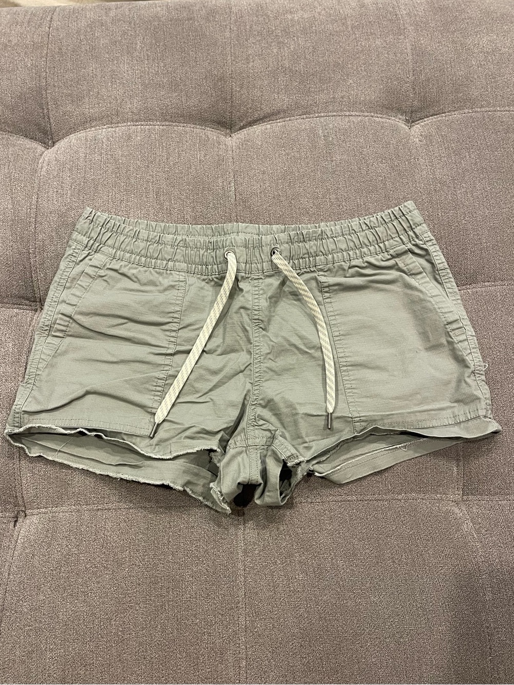 Vuori Women's Drawstring Athletic Shorts - Sage